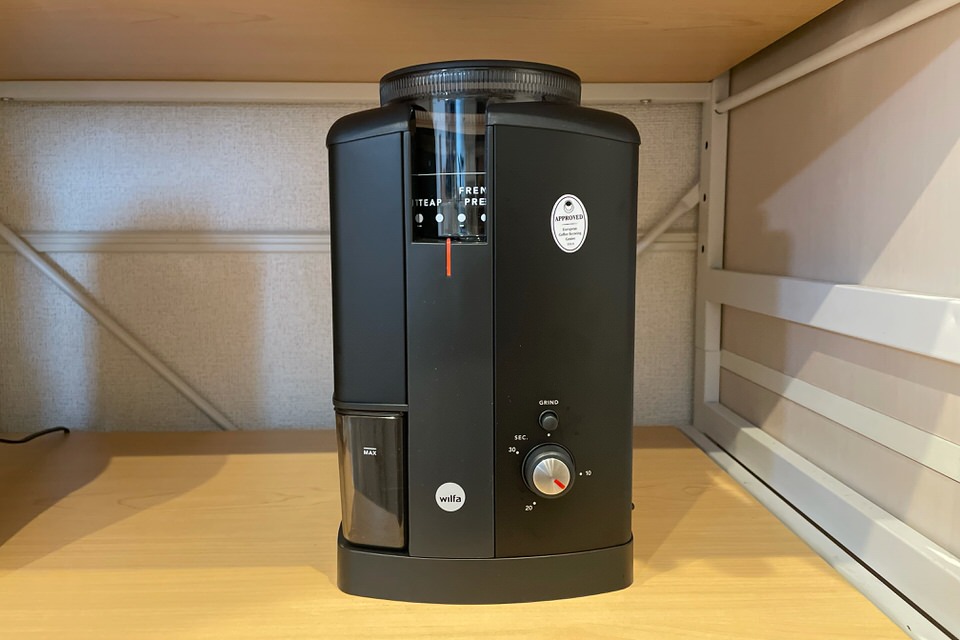 Wilfa SVART Aroma 電動コーヒーグラインダー：外観・使い方