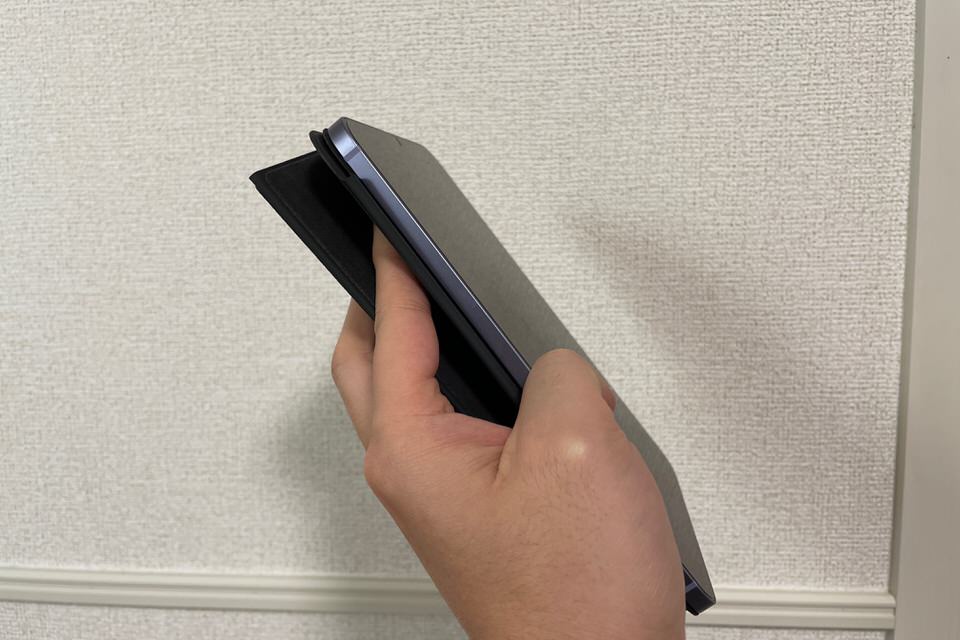 iPad mini6 純正Smart Folio　持ち方