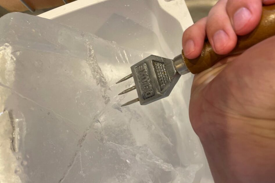 透明な氷の作り方！毎月2,000円の節約術【ロックアイスはもう買わない！？】１８