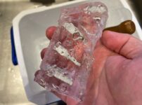 約3Lの透明な氷の作り方亅コーヒーとお酒が美味くなる氷【お家で簡単に作る方法】
