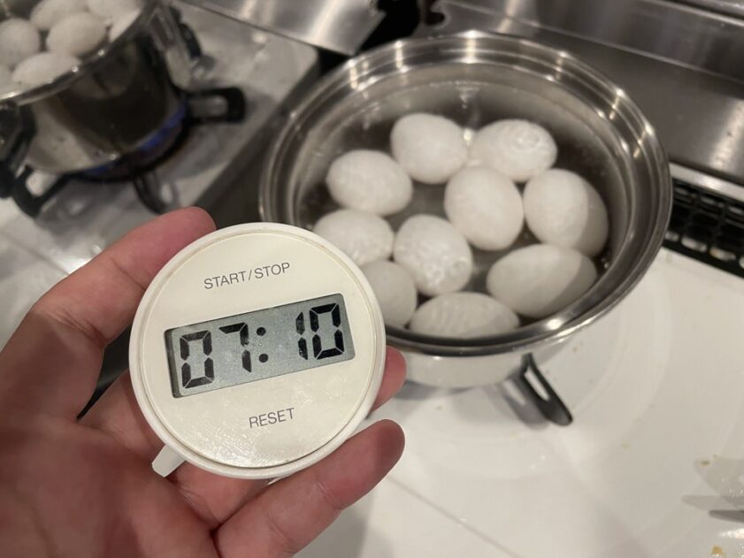 黄身とろとろ半熟ゆで卵の作り方【沸騰後入れ7分30秒】簡単・失敗しない２９