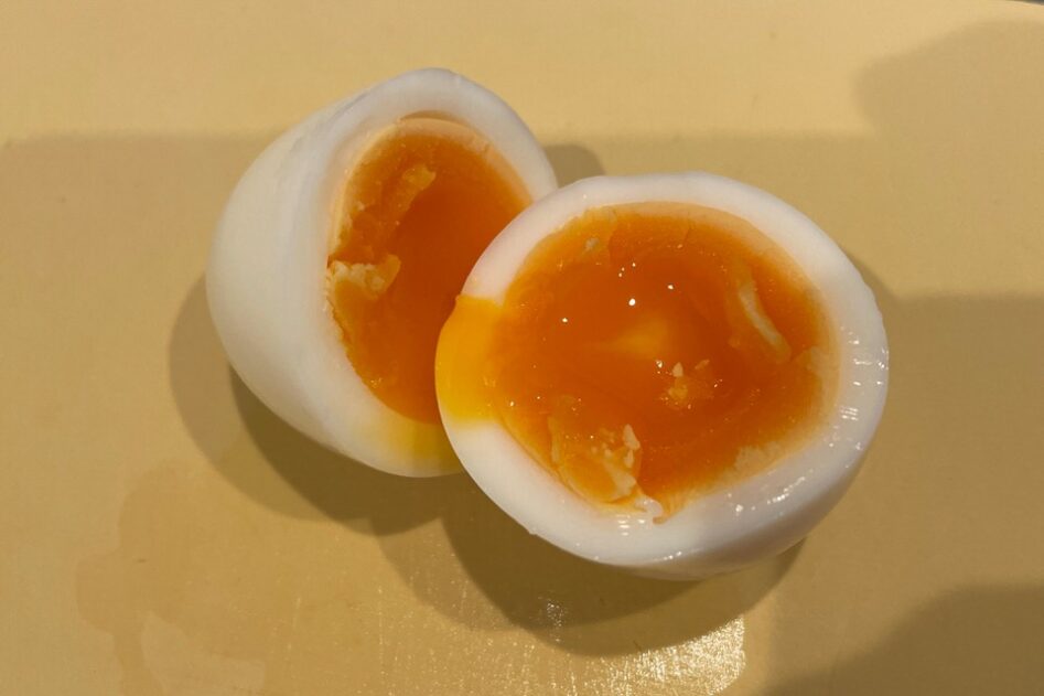 黄身とろとろ半熟ゆで卵の作り方【沸騰後入れ7分30秒】簡単・失敗しない２