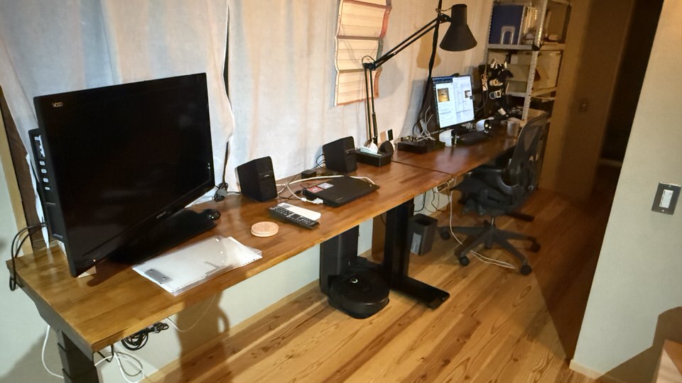 【DIY】幅182cmの巨大昇降デスクを自作！FlexiSpot E7×パイン集成材で妻用デスクを作ってみた【2液ウレタンニス仕上げ】３０